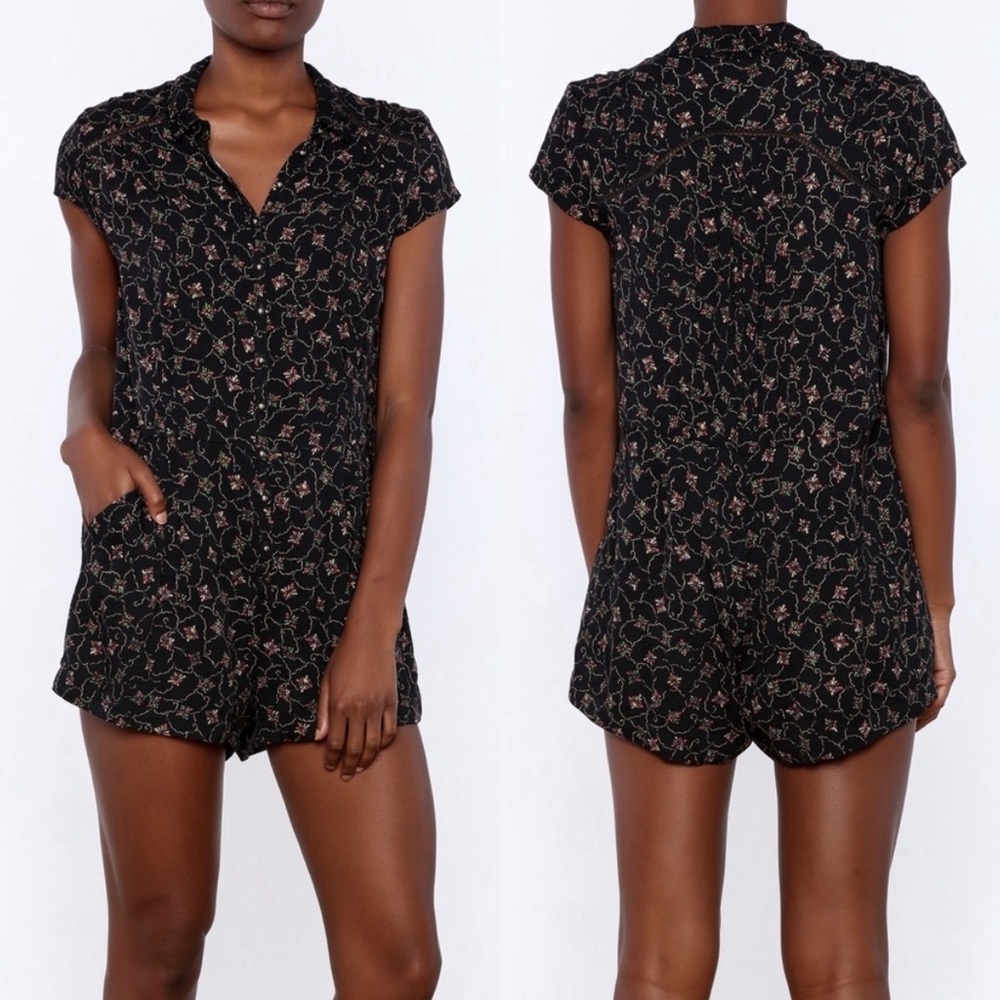 Free People Black Floral Printed Button Front Romper Jumpsuit size XS